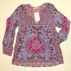 Gorgeous floral boho blouse size M fits like a S